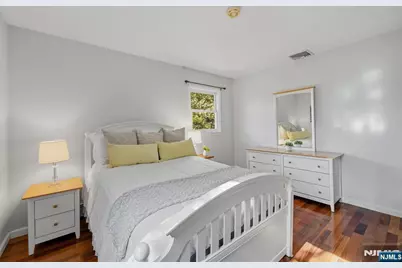 73 W Cedar Place, Ramsey, NJ 07446 - Photo 16