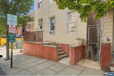 111 34th Street, Union City, NJ 07087 - Photo 4