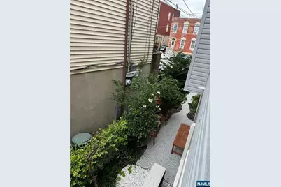 220 Cliff Street B #B, Cliffside Park, NJ 07010 - Photo 32