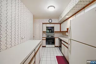 10 Matthew Rd, Wayne, NJ 07470 - Photo 14