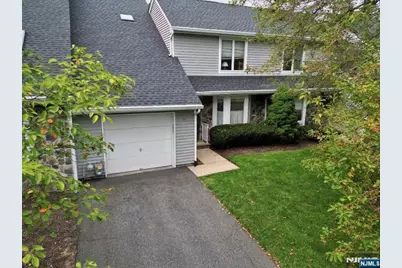 10 Matthew Road, Wayne, NJ 07470 - Photo 2