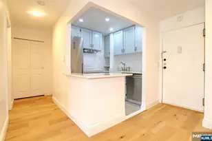1111 River Road G7, Edgewater, NJ 07020 - Photo 2