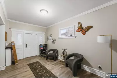 69 Oakland Terrace, Newark, NJ 07106 - Photo 4
