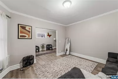 69 Oakland Terrace, Newark, NJ 07106 - Photo 14