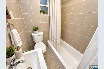 21 Summer Street, Lodi, NJ 07644 - Photo 12