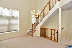 1098 Devon Ct 1098, Mahwah, NJ 07430 - Photo 8