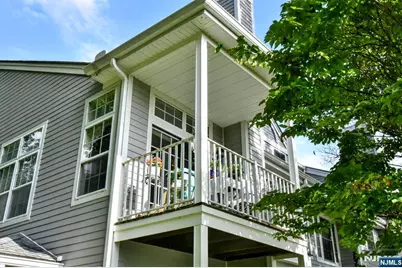1098 Devon Court 1098 #1098, Mahwah, NJ 07430 - Photo 2