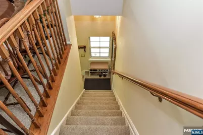1098 Devon Court 1098 #1098, Mahwah, NJ 07430 - Photo 4