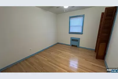 43 Oakwood Avenue, Bloomfield, NJ 07003 - Photo 6