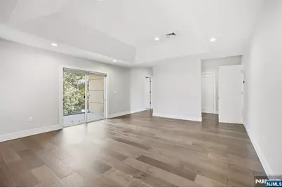 71 Dillingham Place, Englewood Cliffs, NJ 07632 - Photo 18