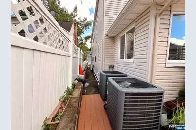 51 Fairview Avenue, Bogota, NJ 07603 - Photo 8