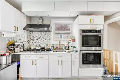 59 Clinton Avenue, Bergenfield, NJ 07621 - Photo 4