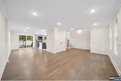 16 Coles Court, River Edge, NJ 07661 - Photo 6