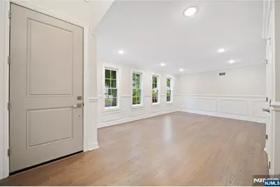 16 Coles Court, River Edge, NJ 07661 - Photo 4