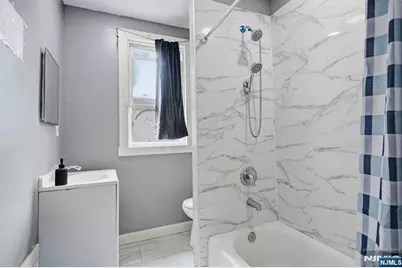 1053 Sanford, Irvington, NJ 07111 - Photo 12