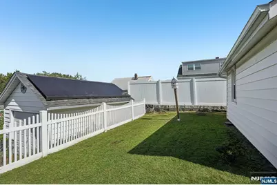 146 Bergen Avenue, North Arlington, NJ 07031 - Photo 26