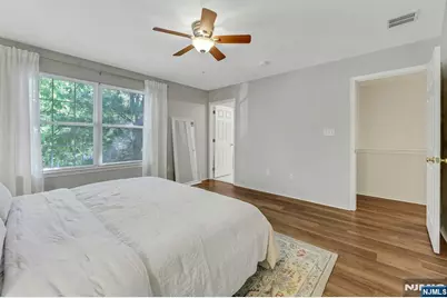 2206 Lancaster Court, Mahwah, NJ 07430 - Photo 24