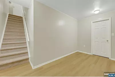 2206 Lancaster Court, Mahwah, NJ 07430 - Photo 28