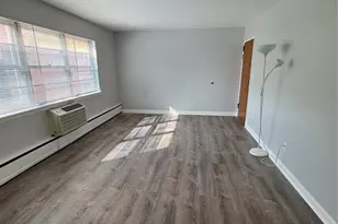 325 Essex Street E, Hackensack, NJ 07601 - Photo 4