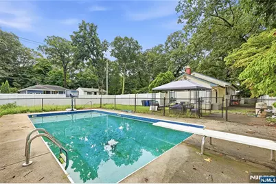 76 Page Drive, Oakland, NJ 07436 - Photo 20