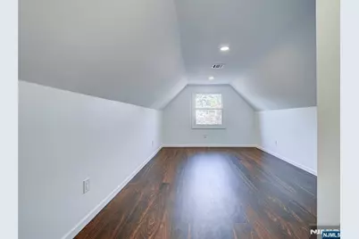 217 Heywood Avenue, Orange, NJ 07050 - Photo 8