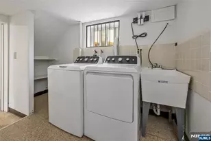 303 Hickory St, Teaneck Township, NJ 07666 - Photo 28