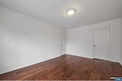 303 Hickory Street, Teaneck Township, NJ 07666 - Photo 20