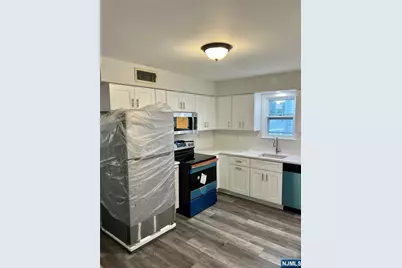 12 Grunauer Avenue A #A, Saddle Brook Township, NJ 07663 - Photo 2