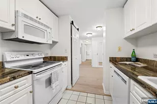 2 Constitution Ct 1008, Hoboken, NJ 07030 - Photo 8