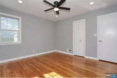 28-19 Warren Road, Fair Lawn, NJ 07410 - Photo 14