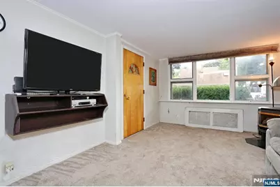 338 4th Avenue, Hawthorne, NJ 07506 - Photo 4