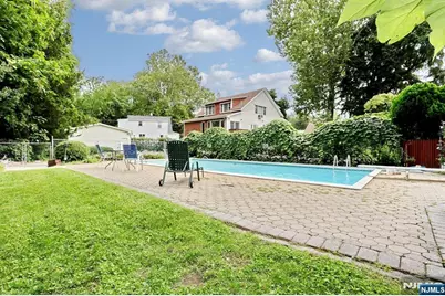 338 4th Avenue, Hawthorne, NJ 07506 - Photo 48
