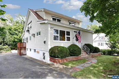 338 4th Avenue, Hawthorne, NJ 07506 - Photo 1