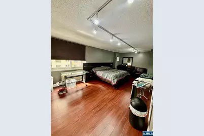 160 Overlook Avenue 4D #4D, Hackensack, NJ 07601 - Photo 4
