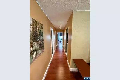 160 Overlook Avenue 4D #4D, Hackensack, NJ 07601 - Photo 6