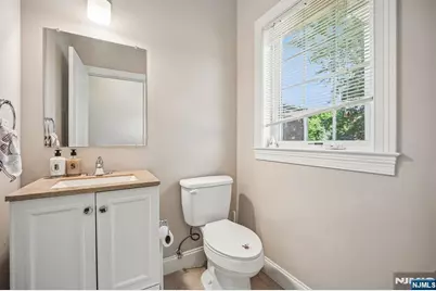 39 Grove Street B #B, Tenafly, NJ 07670 - Photo 12