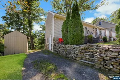 2 Kushaqua Trail, West Milford, NJ 07421 - Photo 38