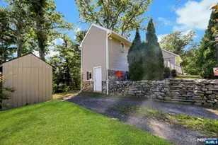 2 Kushaqua Trail, West Milford, NJ 07421 - Photo 4