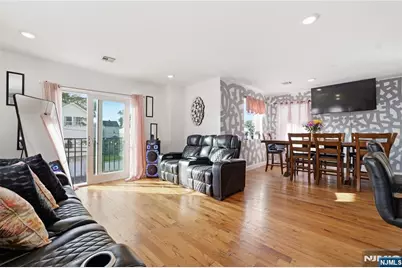 28 Hanford Street, Newark, NJ 07114 - Photo 8