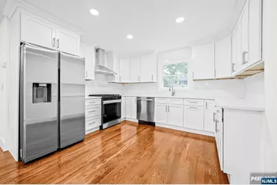 83 Harrison Avenue 2 #2, Waldwick, NJ 07463 - Photo 6