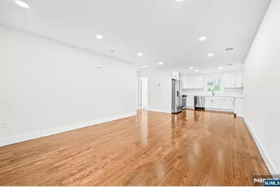83 Harrison Avenue 2 #2, Waldwick, NJ 07463 - Photo 4