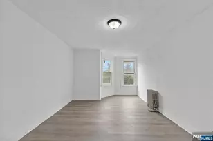 212 11th St, Newark, NJ 07107 - Photo 22