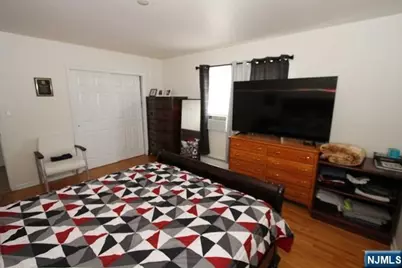 307 Legion Place 2B #2B, Haledon, NJ 07508 - Photo 8