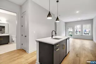 51 Okner Parkway 2076, Livingston, NJ 07039 - Photo 4