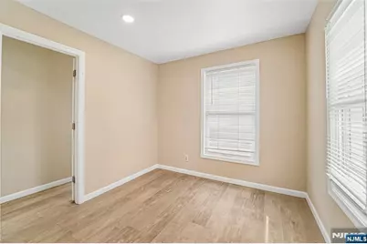 526 Faitoute Avenue, Roselle Park, NJ 07204 - Photo 20