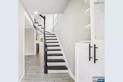 526 Faitoute Avenue, Roselle Park, NJ 07204 - Photo 6