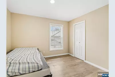 526 Faitoute Avenue, Roselle Park, NJ 07204 - Photo 22