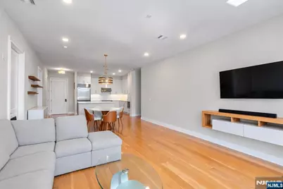 3 Somerset Lane 504 #504, Edgewater, NJ 07020 - Photo 12