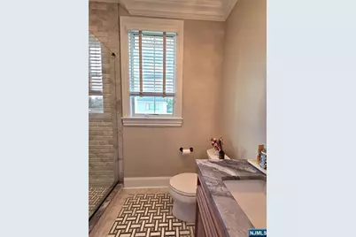 196 Haase Avenue, Paramus, NJ 07652 - Photo 12