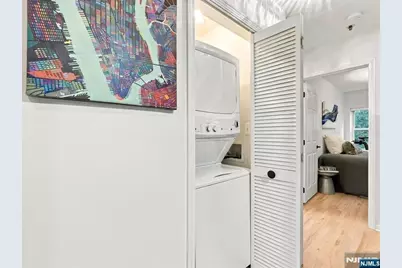 102 Park Avenue 4 #4, Hoboken, NJ 07030 - Photo 20